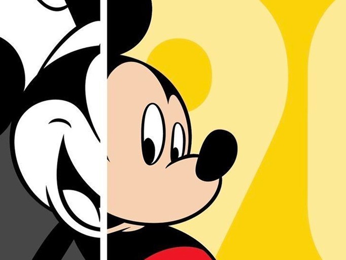 Disney mickey mouse realidad aumentada augmented reality
